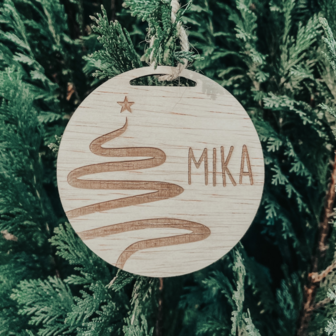 Houten kerstbal Mika