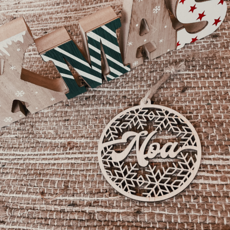 Houten kerstbal Noa