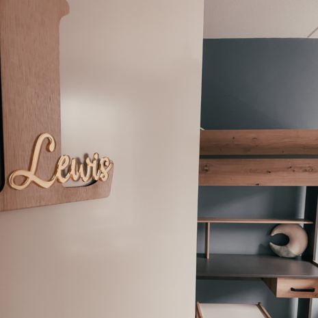 Houten letter met naam