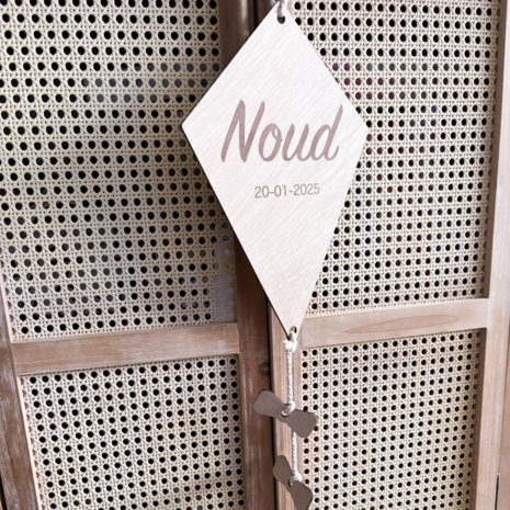 Houten vlieger met naam