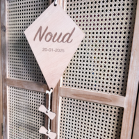 Houten vlieger met naam